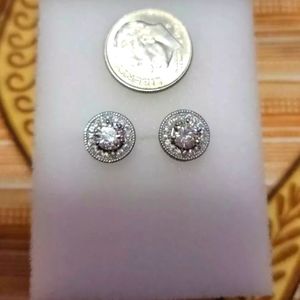 Bella Luce White Diamond Simulant stud earrings